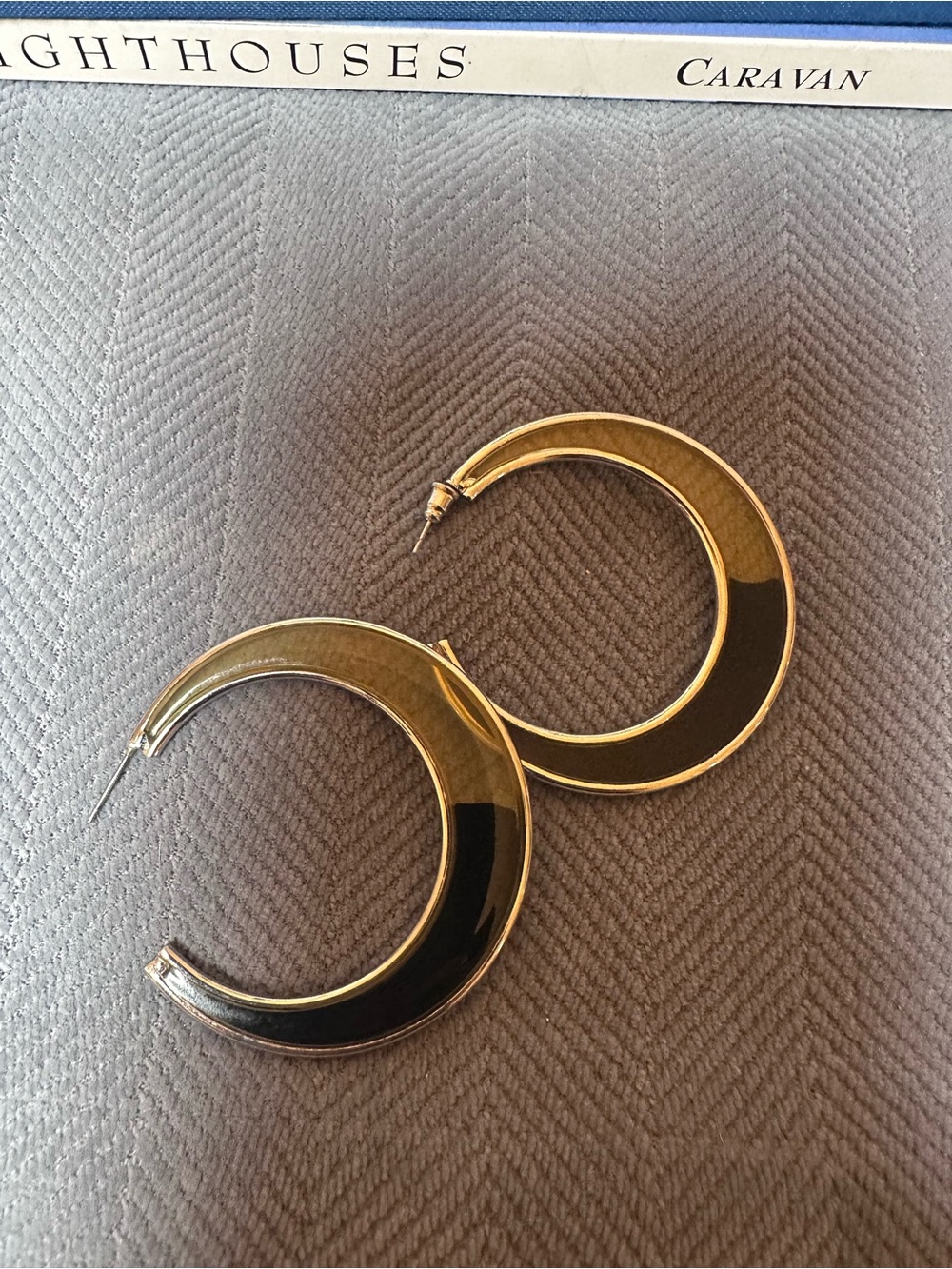 Vintage Gold-tone Black Enamel Hoop Moon Earrings - Women Jewelry